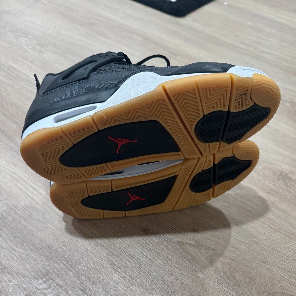 Jordan 4 Retro Laser Black Gum Sneakers | Youth 5Y (Women’s 6.5 / Men’s 5) - Picture 9 of 10